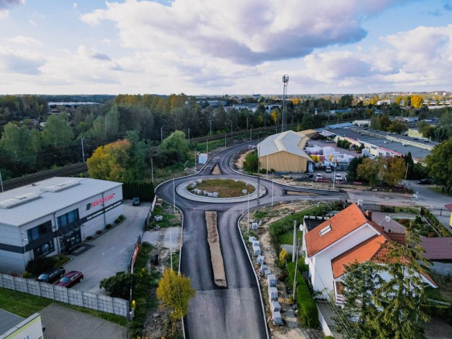 Rozbudowa ul. Jesiennej od ul. Marszałka Rydza-Śmigłego do alei 11 Listopada oraz budowa łącznika drogowego ul. Jesiennej i ul. Rydza-Śmigłego z ul. Bór – 7 mln 950 tys. zł