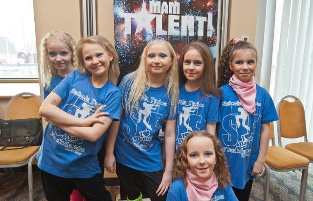 Ekipa Energy kids ze szkoły Tańca Flashdance w komplecie: Olimpia, Hania, Hania, Amelia, Karolina, Wiktoria