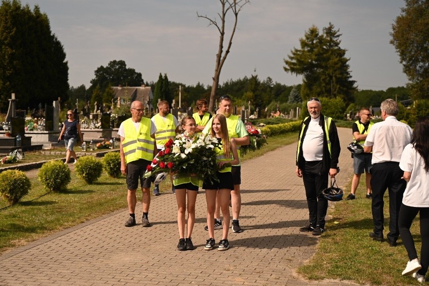 Przemysław Czarnek: Przejechaliście 33,5 km śladami tych wszystkich, którzy oddawali życie za Ojczyznę. Zobacz zdjęcia i wideo