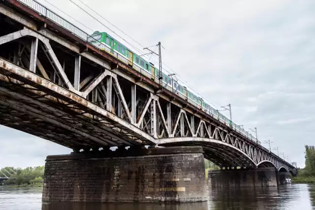 SKM do Pruszkowa. S1 powraca na starą trasę. Zmieni się także sposób honorowania biletów