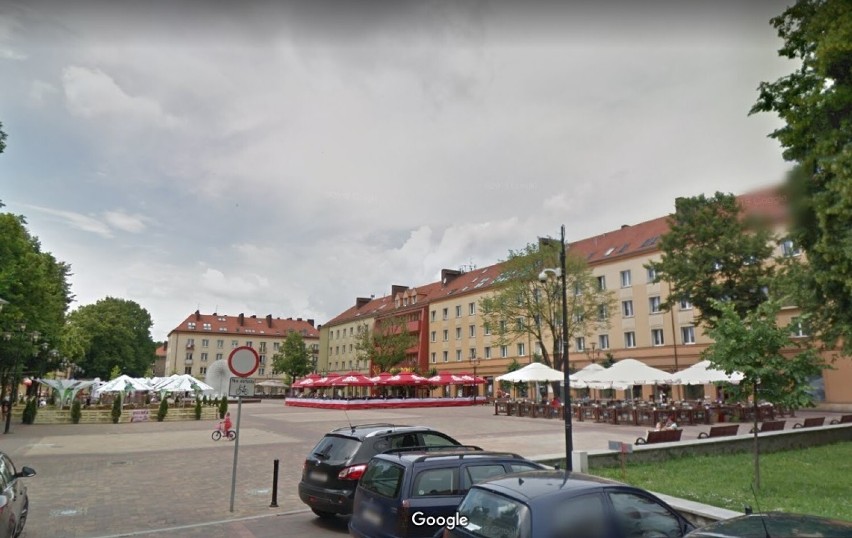 Tychy równe 10 lat temu. Tak wyglądał rynek i plac Baczyńskiego - pamiętacie? Zobaczcie ZDJĘCIA! Teraz jest ładniej?