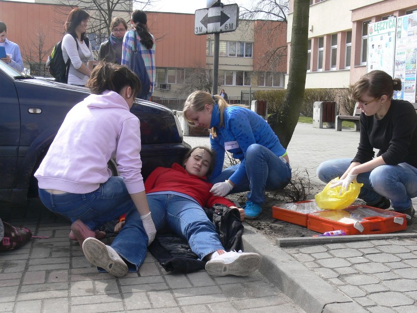 Szkolni mistrzowie pierwszej pomocy