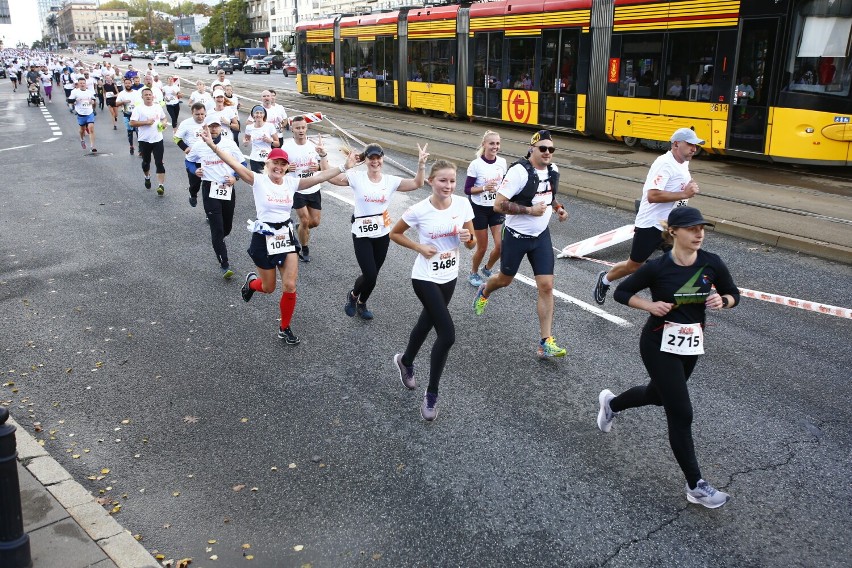 Biegnij Warszawo 2022, Maszeruję Kibicuję. Fotorelacja z biegu - część druga