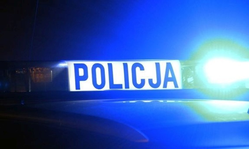 53-latek kradzież auta zakończył krasą w Darzlubiu (gmina Puck)