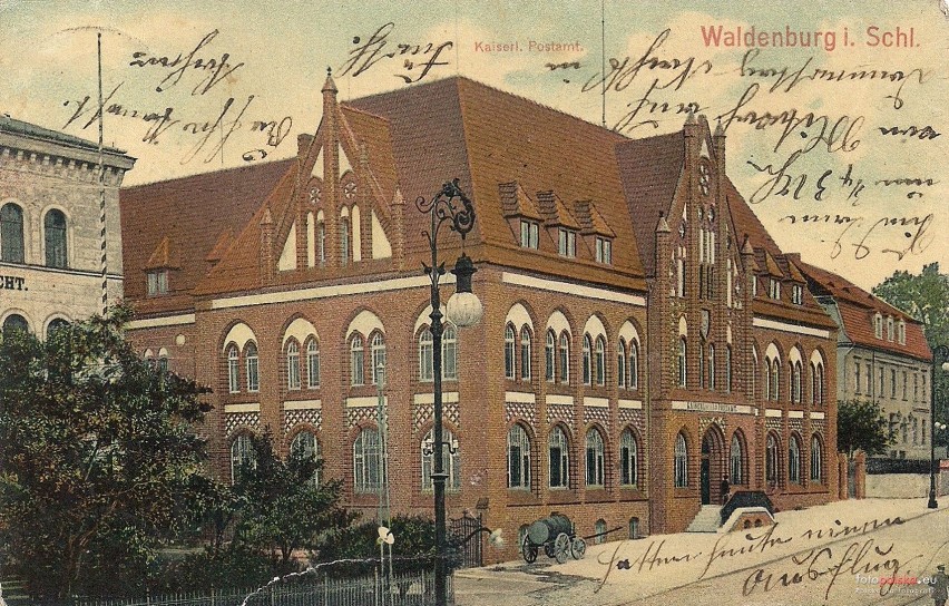 1911 

Budynek poczty na pocztówce wysłanej w 1911 roku.