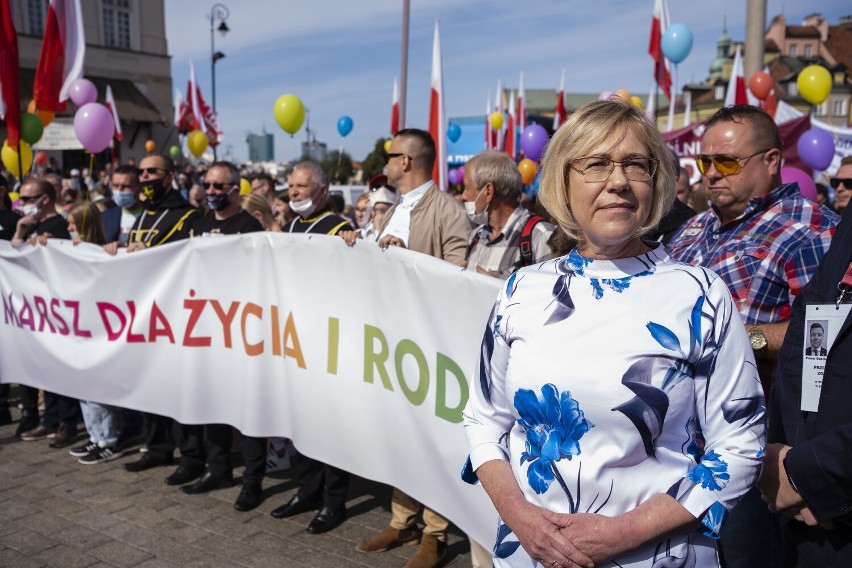 Marsz dla Życia i Rodziny po raz kolejny przejdzie przez Warszawę. Manifestacja prorodzinnych poglądów i kryzysu XXI wieku