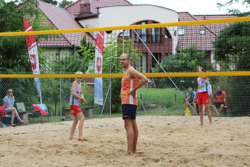 13. Turniej Rodzinnej Siatkówki Plażowej, w ogrodach proboszczowskich. Zbąszyń - 15 sierpnia 2019