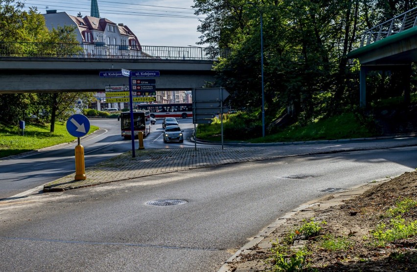 Bytom: Samopoziomujące włazy poprawiają bezpieczeństwo i zwiększają komfort jazdy. Gdzie je zamontowano?