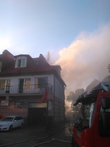 Pożar budynku jednorodzinnego w Gdańsku Chełmie [WIDEO, ZDJĘCIA]
