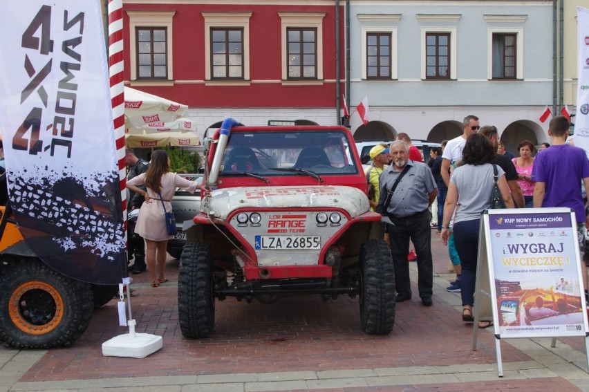 Zamość na okrągło. Impreza motoryzacyjna przyciąga tłumy