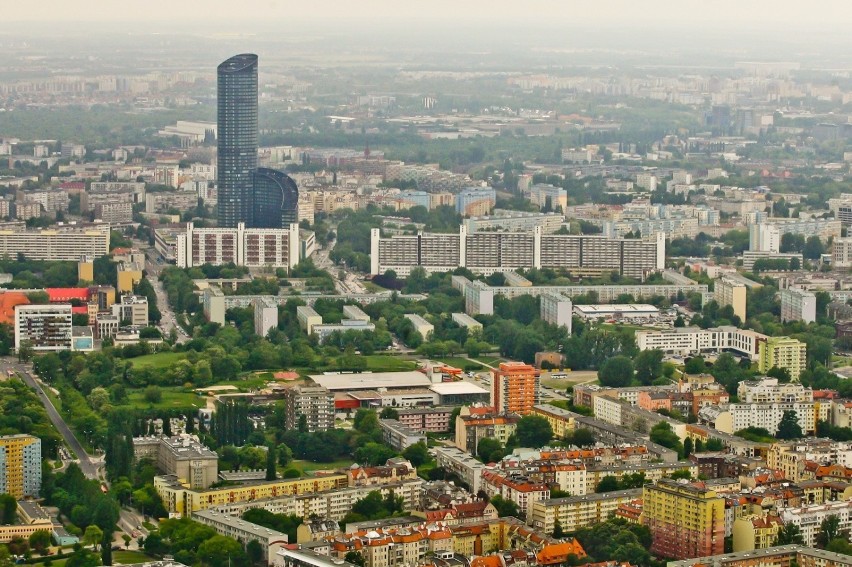 Sky Tower we Wrocławiu.