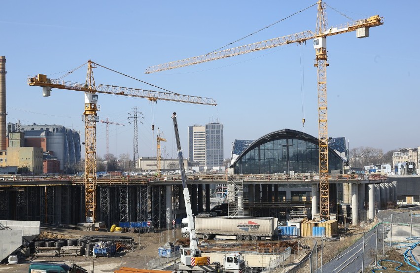 Dworzec Łódź Fabryczna gotowy w sierpniu