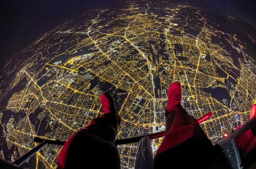 Warszawa z wysokości 3000 metrów. Niezwykłe zdjęcia na...