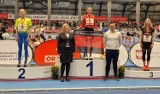 Katarzyna Napiórkowska (LKS Maków Mazowiecki) z medalem Halowych Mistrzostw Polski na 3000 m. Zdobyła go 12.02.2023