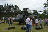 Piknik na stadionie 25. Brygady Kawalerii Powietrznej w Tomaszowie z okazji święta Wojska Polskiego [ZDJĘCIA]