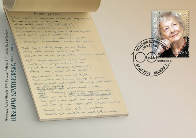 W stulecie urodzin Wisławy Szymborskiej Poczta Polska wydała znaczki z wizerunkiem poetki