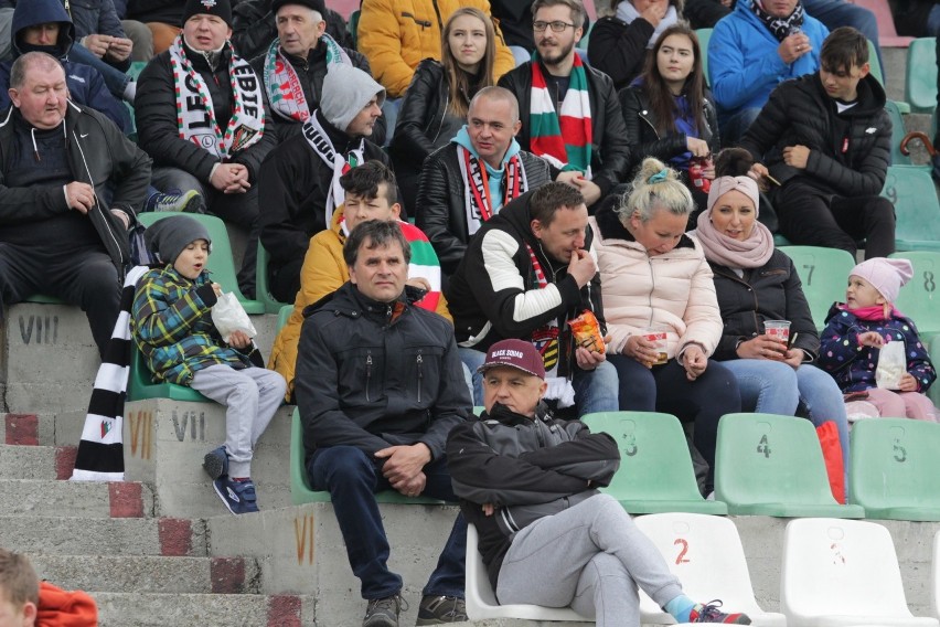 Zagłębie gładko przegrało 4:2. Kibice opuszczali stadion...