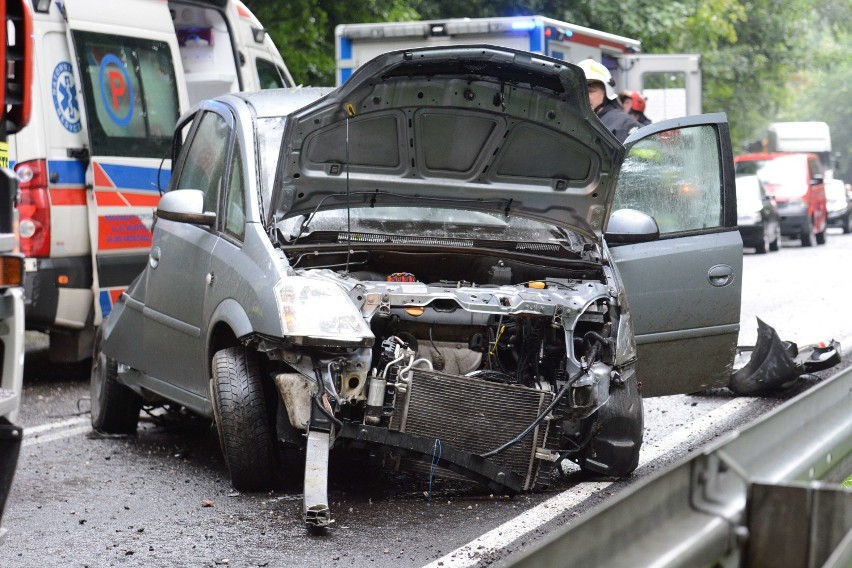 Wypadek na DK 55 pod Grudziądzem. Trzy osoby w szpitalu [wideo, zdjęcia]