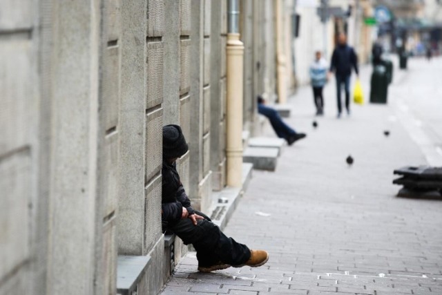 Zima jest najtrudniejszym czasem w roku dla osób bezdomnych