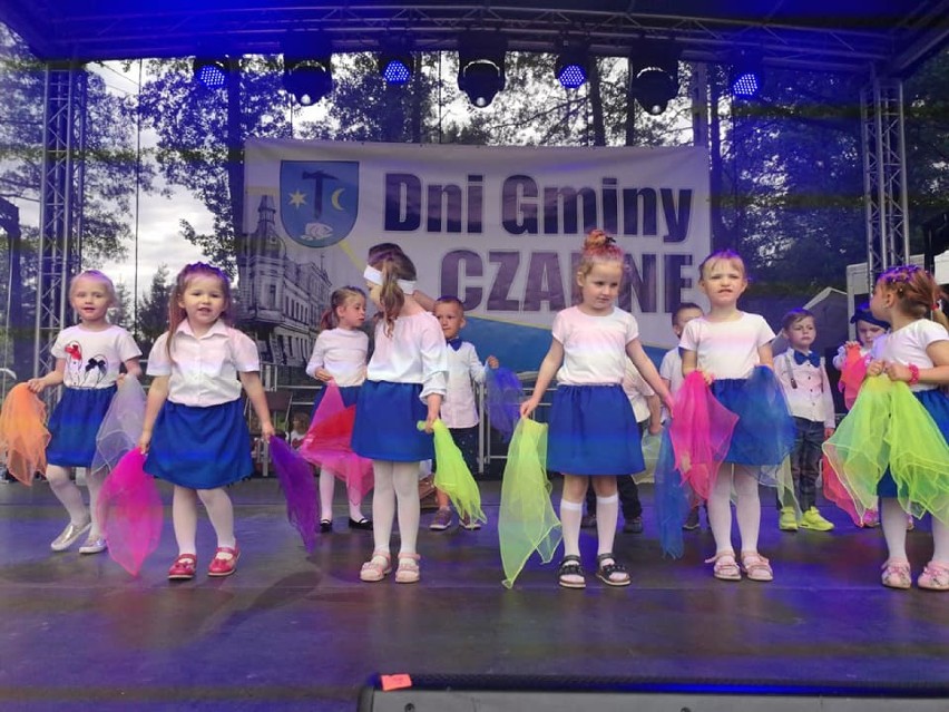 Dni Gminy Czarne. Przegląd dorobku scenicznego i koncert gwiazd disco dance