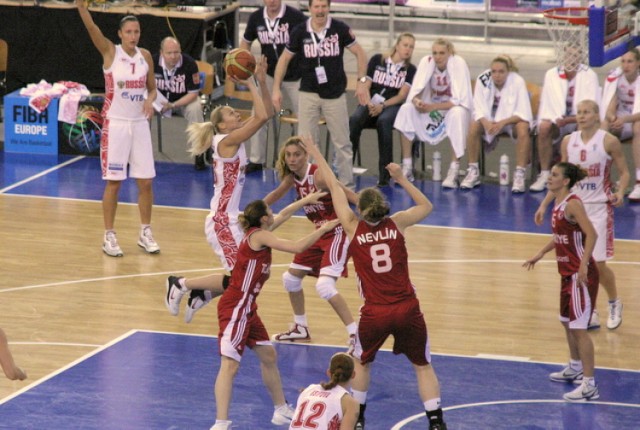 W EuroBasket Women 2011 czas na decydujące starcie. W finale ...