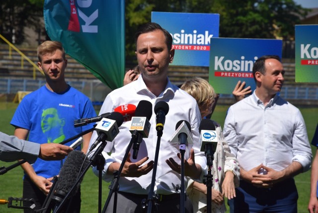 Władysław Kosiniak-Kamysz przed południem pojawił się na stadionie przy ul. Krasińskiego w Gorzowie.