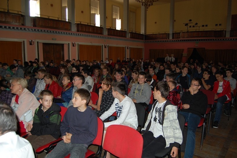 Powiat nowodworski: Uczniowie wzięli udział w projekcie &quot;Klikaj z głową&quot;