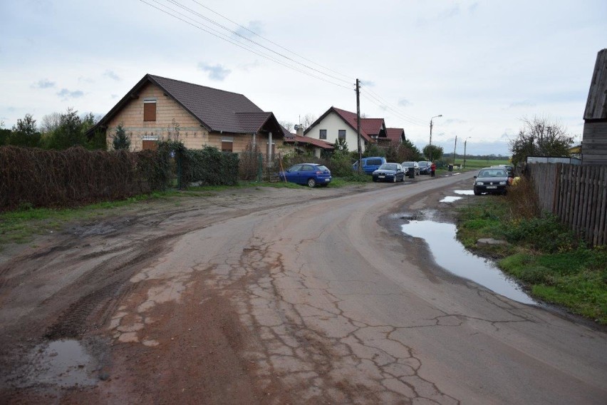 Powiat kościański pozyskał pieniądze na drogę w Szczodrowie