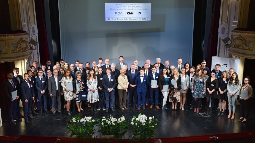 W Bielsku-Białej Grupa FCA wręczyła nagrody dla dzieci pracowników za bardzo dobre wyniki w nauce