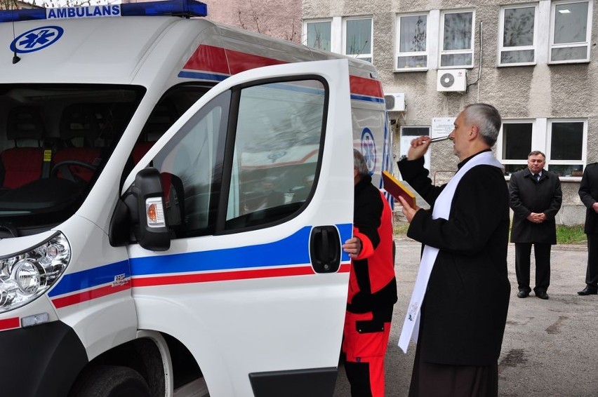 Powiat lubartowski kupił nową karetkę dla szpitala w...