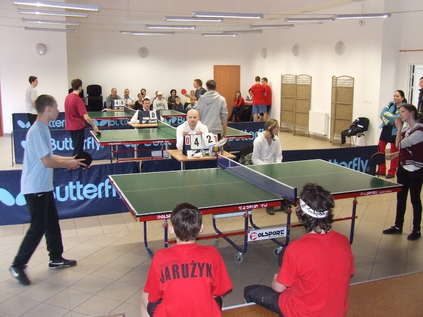 II Wiosenny Turniej Ping Ponga w Maksymilianowie o Puchar Wójta [ZDJĘCIA]