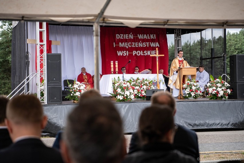 Lubelszczyzna. Dzień Walki i Męczeństwa Wsi Polskiej. „Oddajemy hołd mieszkańcom polskich wsi za ich patriotyczną postawę podczas wojny”