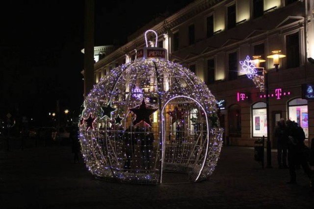 Jest już iluminacja bożonarodzeniowa na deptaku, wkrótce stanie ...