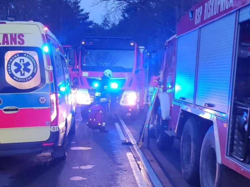Wypadek na drodze nr 25 w Stołcznie. 4 osoby w szpitalu, jedną z nich zabrał śmigłowiec ratunkowy AKTUALIZACJA