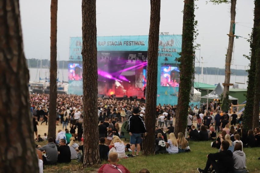 Rap Stacja Festiwal 7-9 lipca 2022 Sława. Wielkie święto hip- hopu nad jeziorem. Lista wykonawców. Ceny biletów