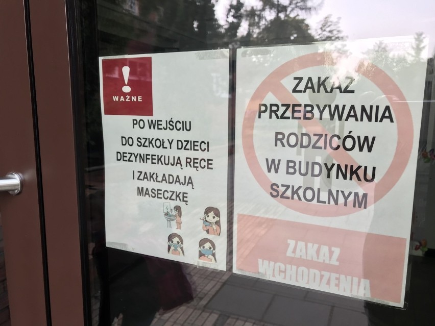 KORONAWIRUS. Chory nauczyciel w szkole na Sępolnie we Wrocławiu