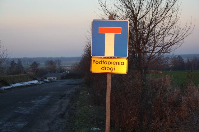 Droga powiatowa 4074P pomiędzy Łęgiem a Bystrzkiem dziś została zamknięta do odwołania