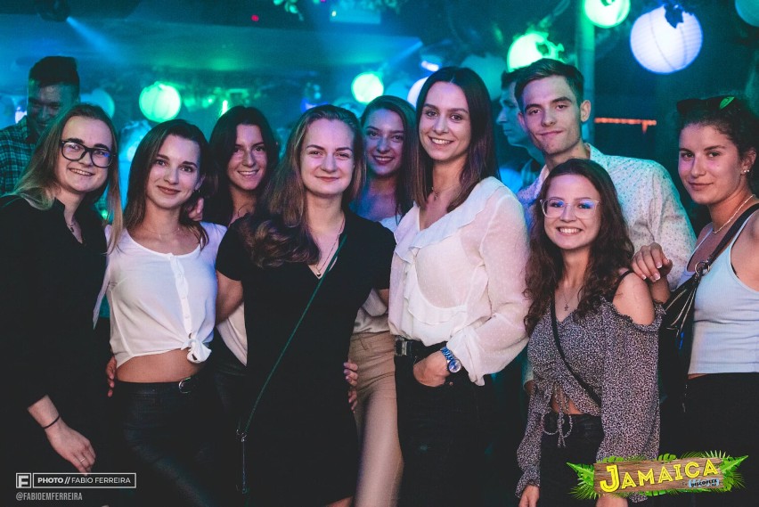 Oto zdjęcia pięknych pań, które w ten weekend bawiły się w klubie Jamaica we Wrocławiu (FOTO)