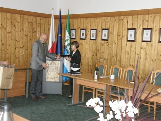 Nagrody Burmistrza Czerska: Wyróżnieni absolwenci otrzymali zasłużone nagrody [ZDJĘCIA]
