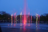 Fontanny w Legnicy. Już dziś rusza sezon na fontannach w Parku Miejskim. Sprawdź godziny pokazów specjalnych w sezonie 2022