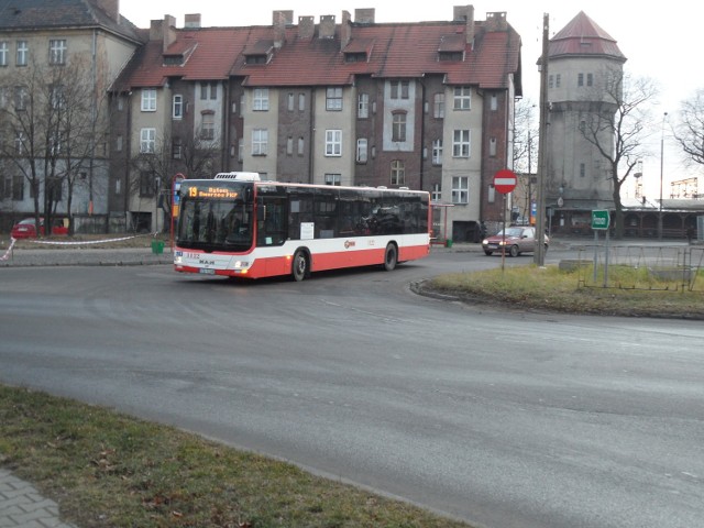 Wokół dworca MZKP zostanie także zmodernizowany układ drogowy. Powiat miał dać pieniądze na skrzyżowanie ulic Styczyńskiego i Pokoju w Tarnowskich Górach