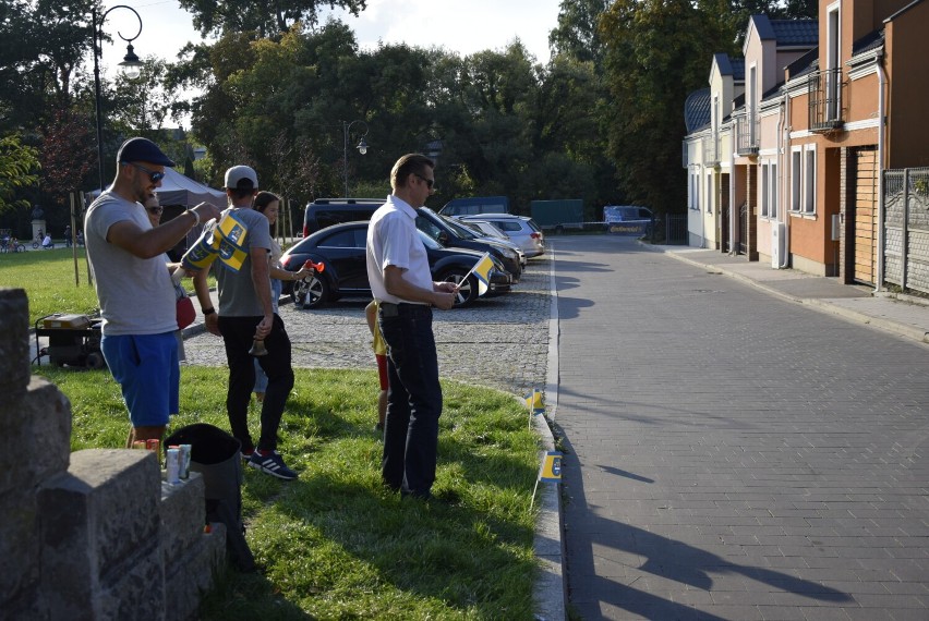 Mali i duzi kolarze w sercu miasta, czyli wyścig Trzech Lilii w Skierniewicach