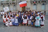 Artystyczna podróż w wakacje. Zespół Tańca Ludowego "Cybinka" odwiedził Francję! [GALERIA ZDJĘĆ]