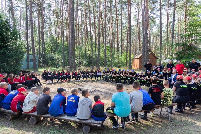 Podczas spotkania w Pile Młyn Mikołaj Bogdanowicz dziękował...