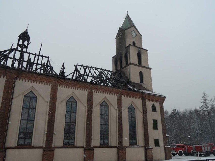 Pożar kościoła w Orzeszu-Jaśkowicach. Tak wygląda kościół po pożarze [ZDJĘCIA]