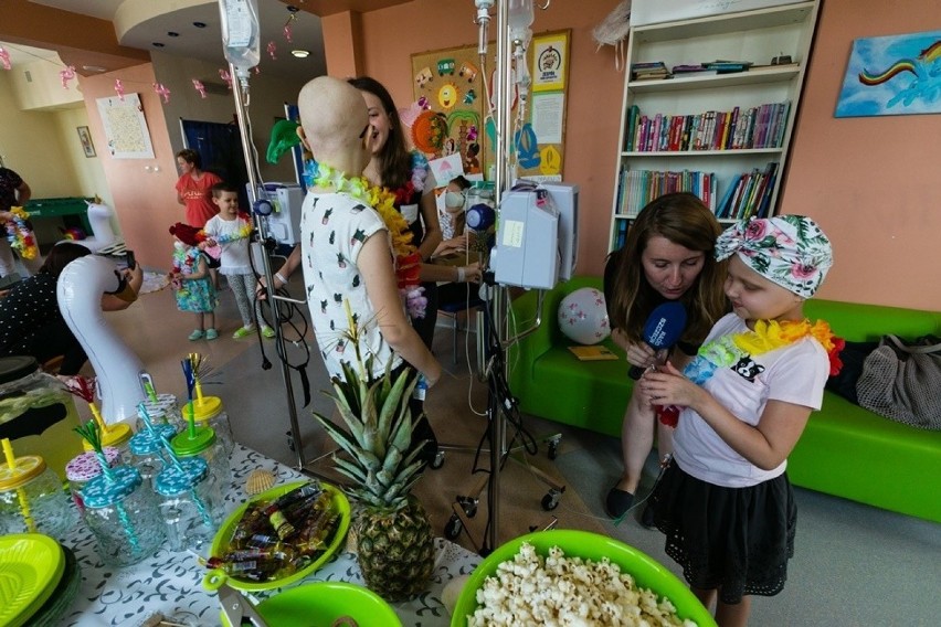 Wakacje na oddziale. Mali pacjenci poczuli się jak na kolonii [ZDJĘCIA, WIDEO]