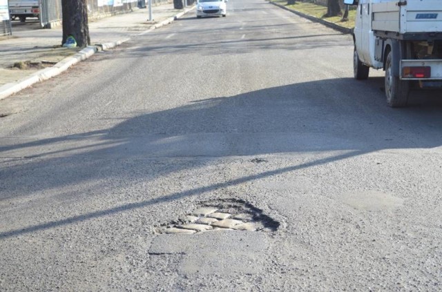 Co roku, po zimie, ulica Elektryczna jest jest jedną z najbardziej dziurawych ulic w mieście