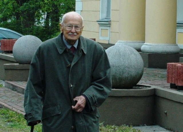 prof. Augustyn Ponikiewski w Drobninie