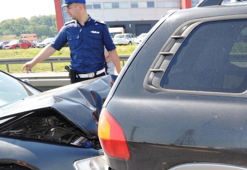 Powiat gdański: Kolizja i zderzenie ośmiu aut na obwodnicy Trójmiasta [ZDJĘCIA]