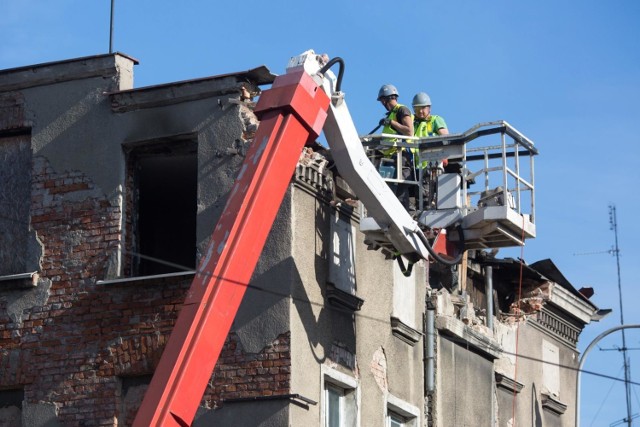 Rozbiórka spalonego pustostanu przy ul. Podmiejskiej w Gdańsku potrwa do czwartku 11.10.2018